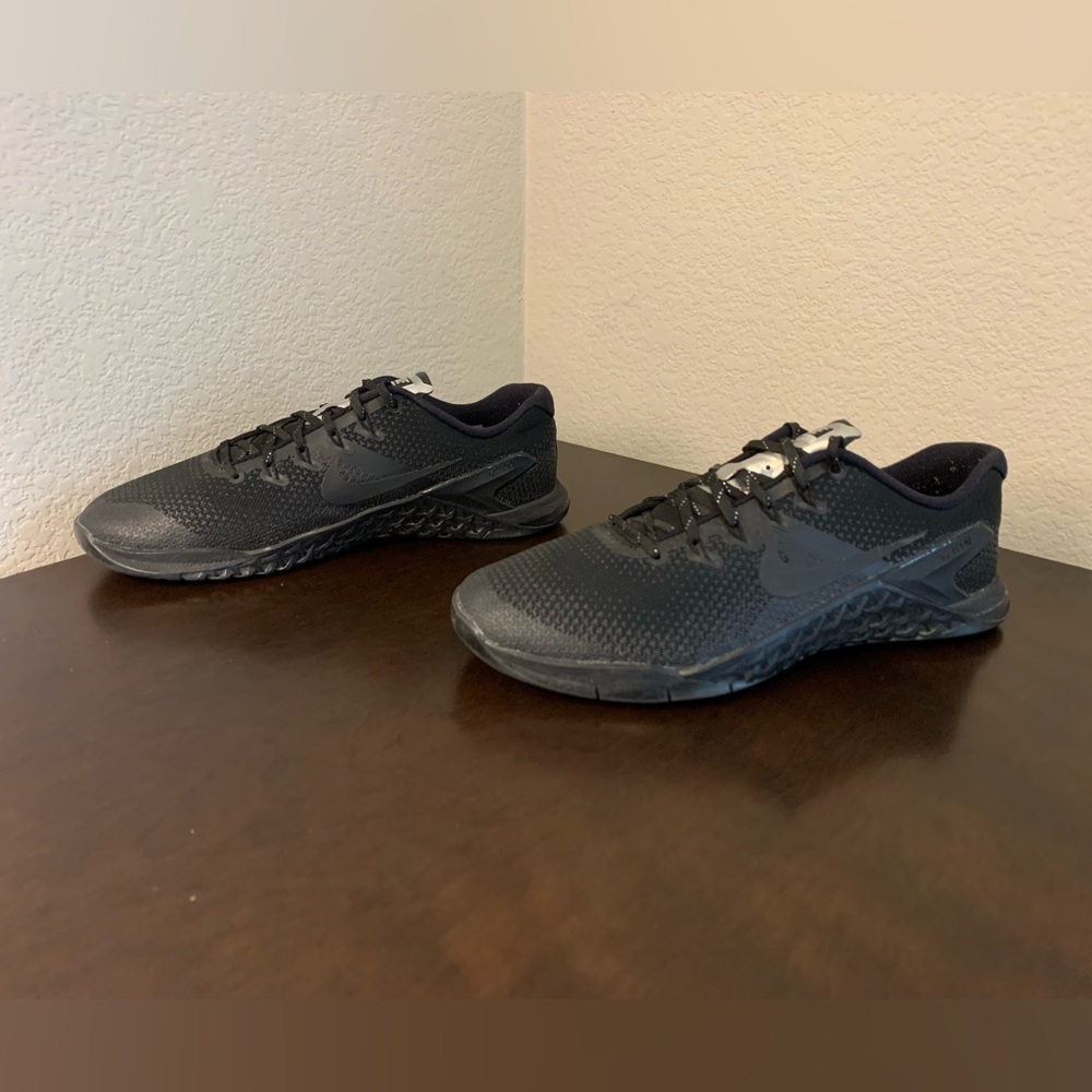 Nike Metcon 4 Shoes Triple Black AH8194-001 Training Sneakers Women's Size 8.5